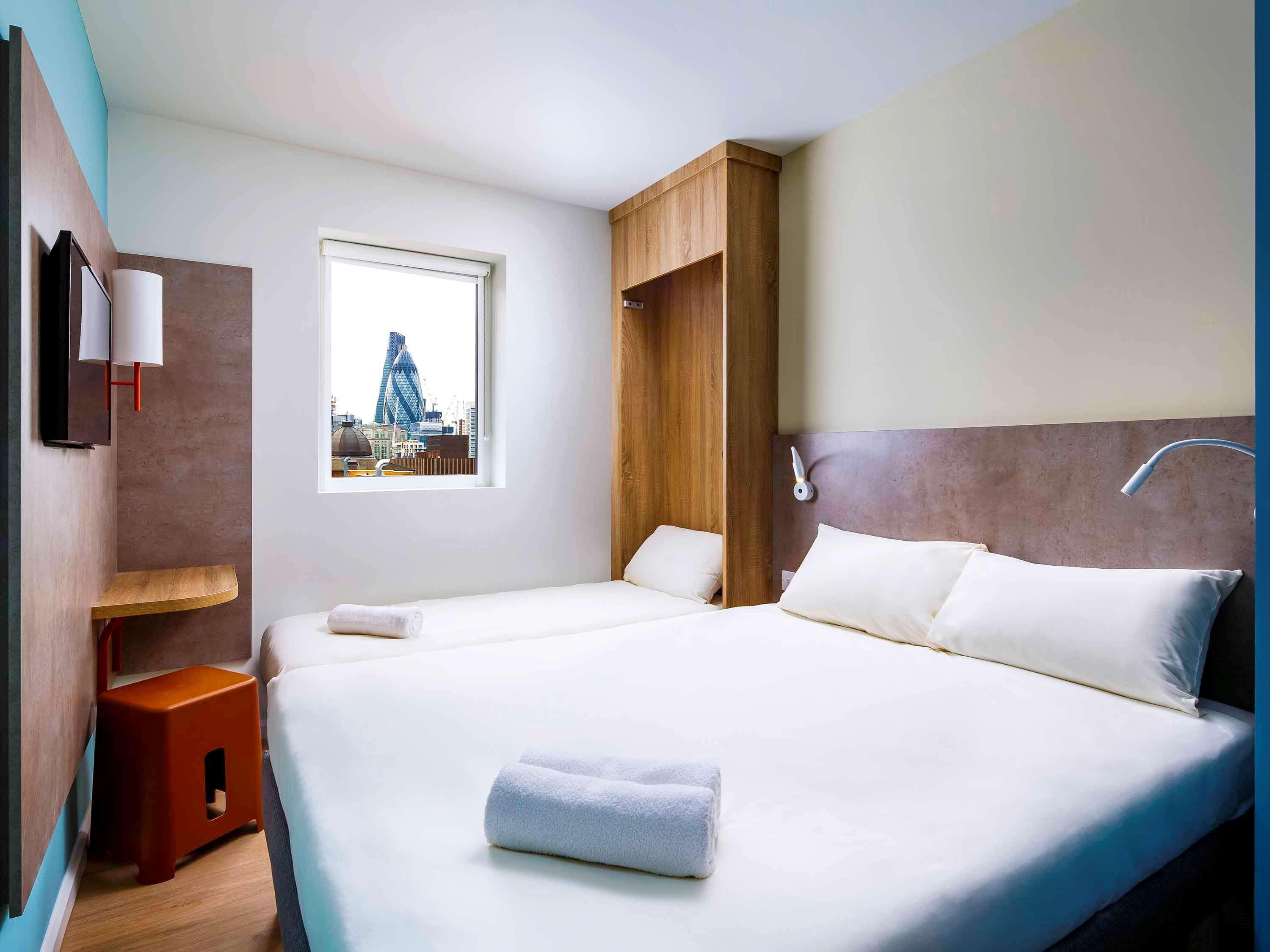Ibis Budget London Whitechapel - Brick Lane Bagian luar foto