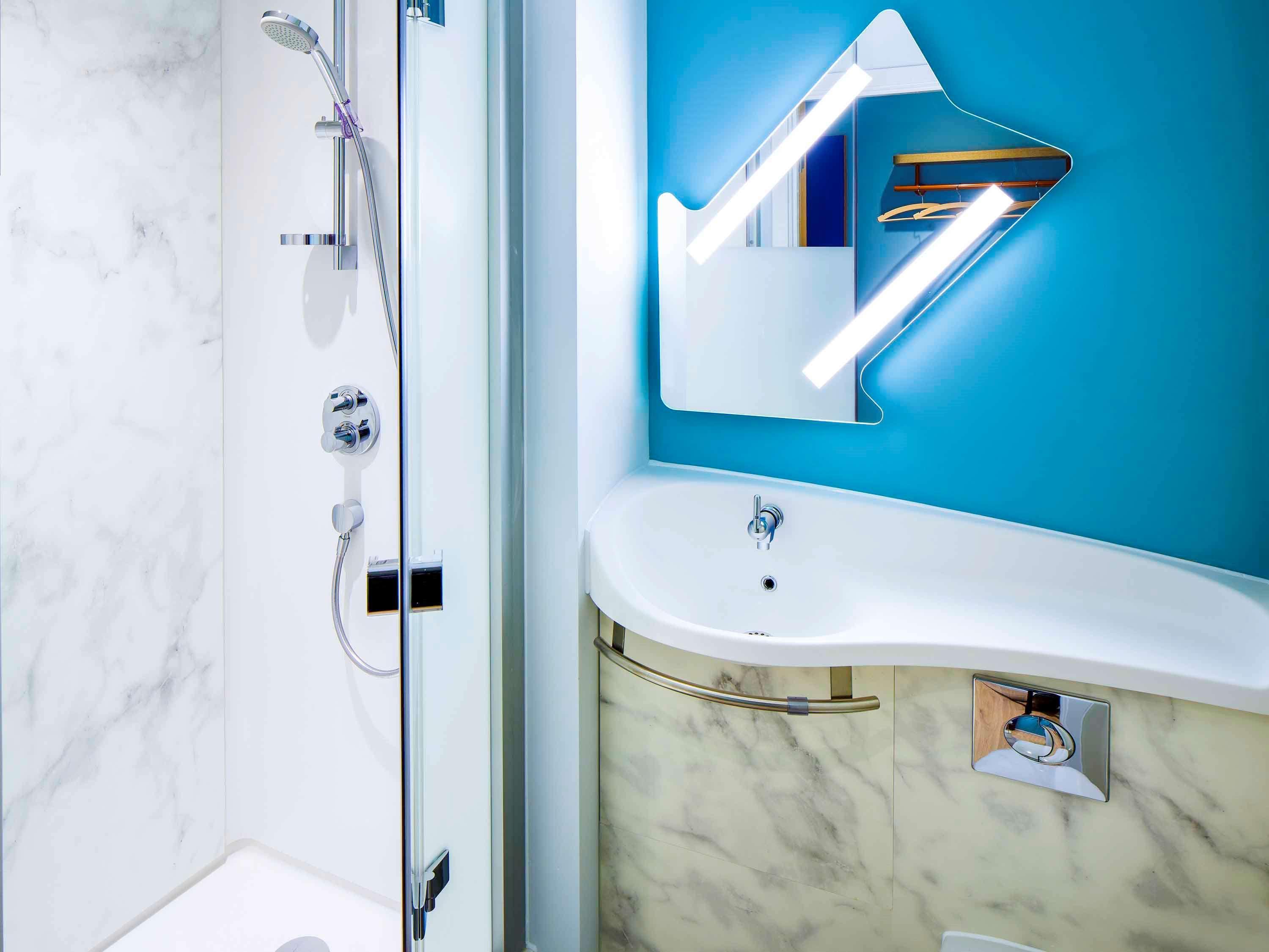 Ibis Budget London Whitechapel - Brick Lane Bagian luar foto