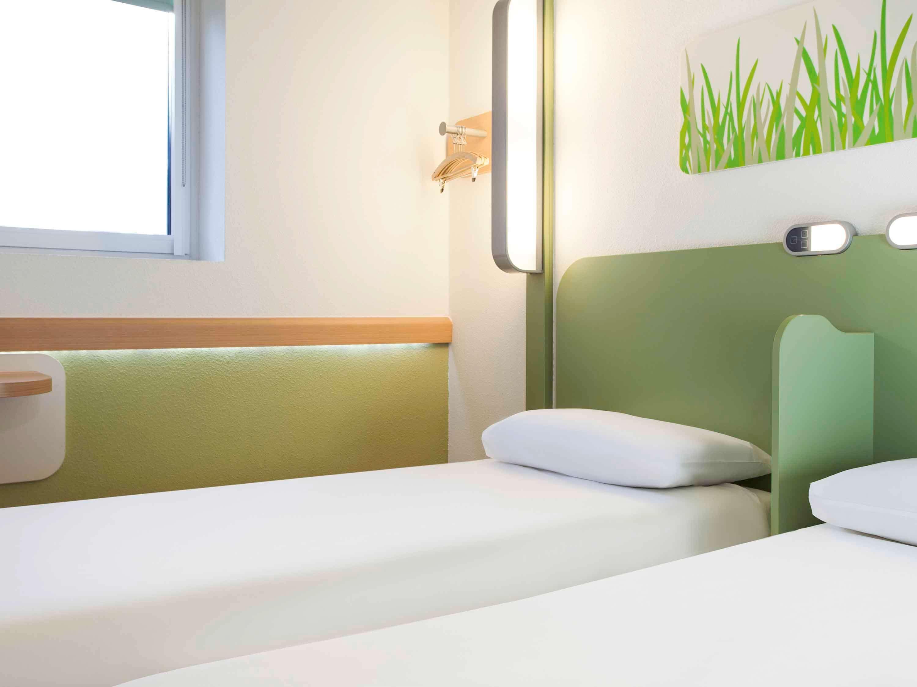 Ibis Budget London Whitechapel - Brick Lane Bagian luar foto