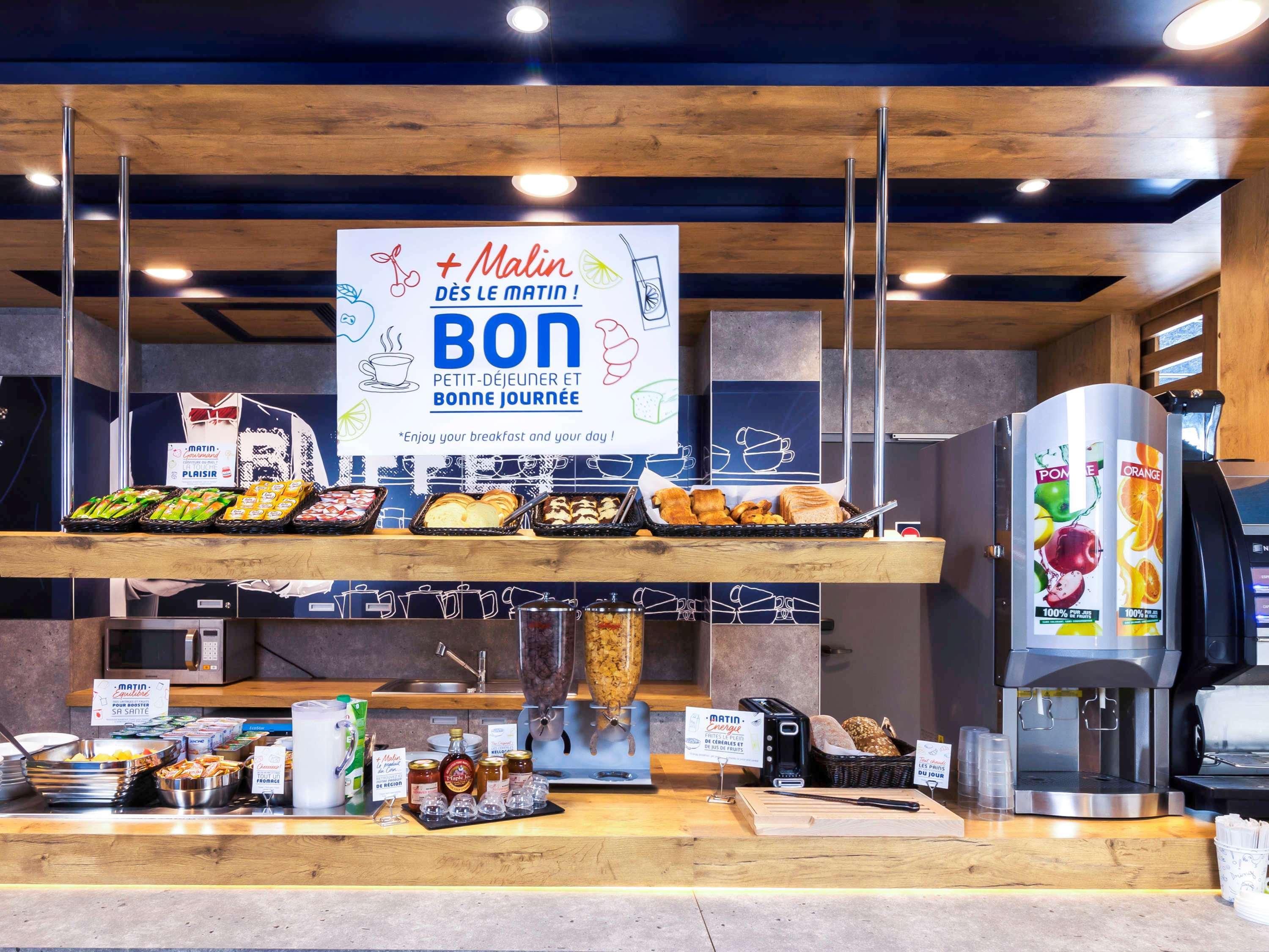 Ibis Budget London Whitechapel - Brick Lane Bagian luar foto